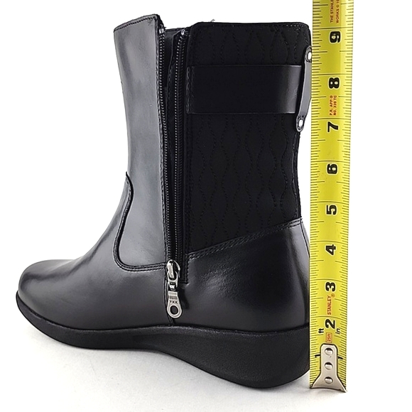 Aravon Women's Black Waterproof Leather Short Wedge Boots Buckle Strap Size 11 - Picture 16 of 16